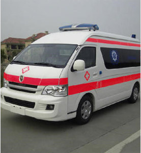 南岔县上汽大通救护车